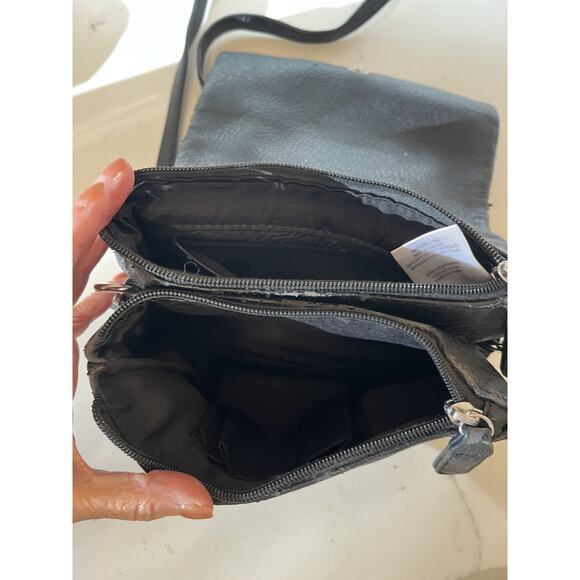 Street Level Anthropologie Womens Crossbody Shoulder Bag Woven Polyurethane - Picture 3 of 7